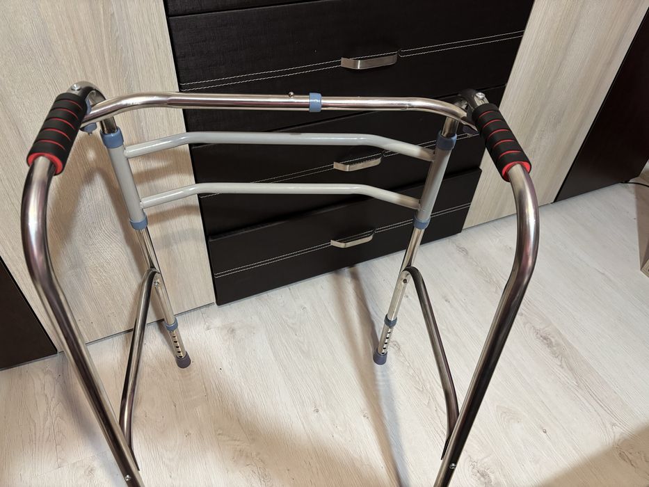 Проходилка за възрастни