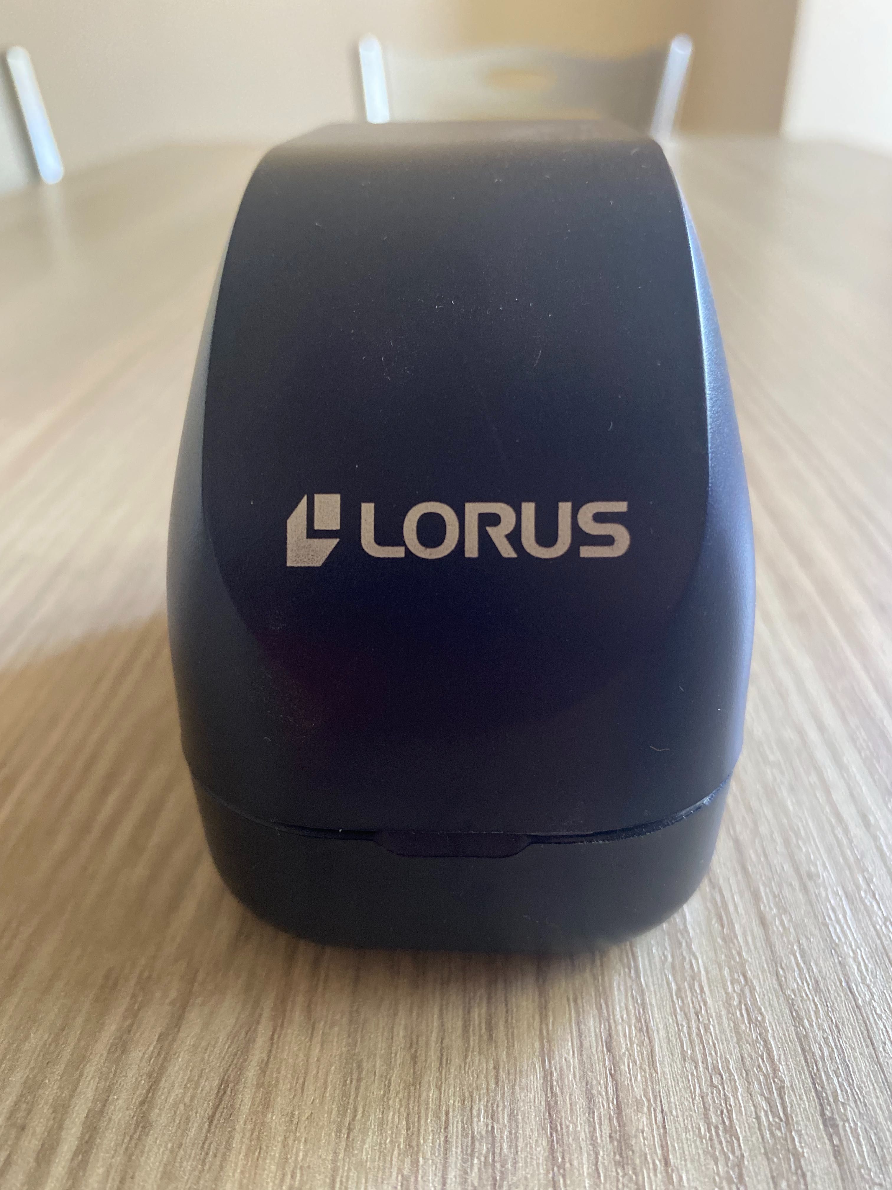 Чисто нов часовник Lorus в розов цвят