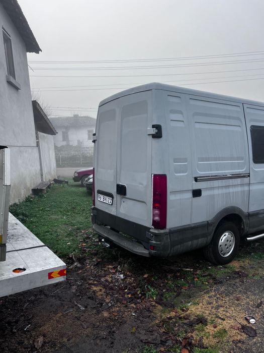 Iveco 2.8 двойна кабина нов внос