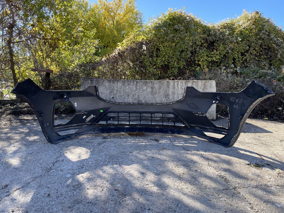 Предна броня за Volvo XC60 Волво ХЦ60  2022г-