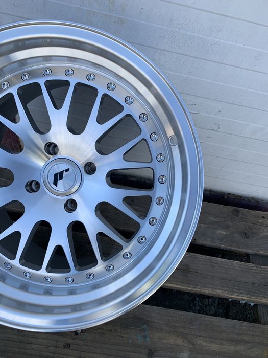 Jante Japan Racing JR10 cu buza  R15 - R20 5x112 Volkswagen Audi Merce