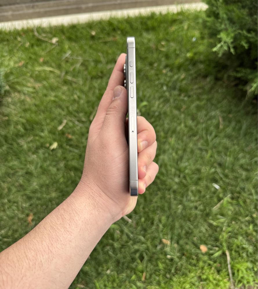 Iphone 15 Pro Max 256 Yengide 86 simkarta usta kormagan karopkasi bor