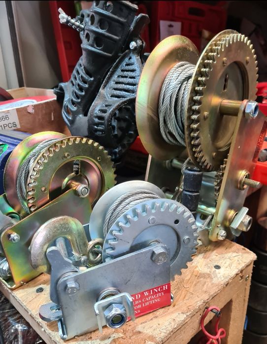 Troliu manual cu cablu otel 450kg/ 545kg/ 1.100kg