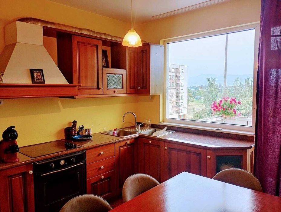 Дава се под наем Многостаен апартамент в Пловдив, Въстанически - 100 кв.м за 800 € - Снимка #2