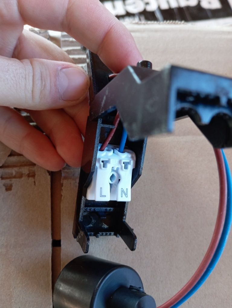 Spoturi led 5,5W