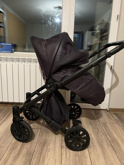 Бебешка количка ANEX PURPLE