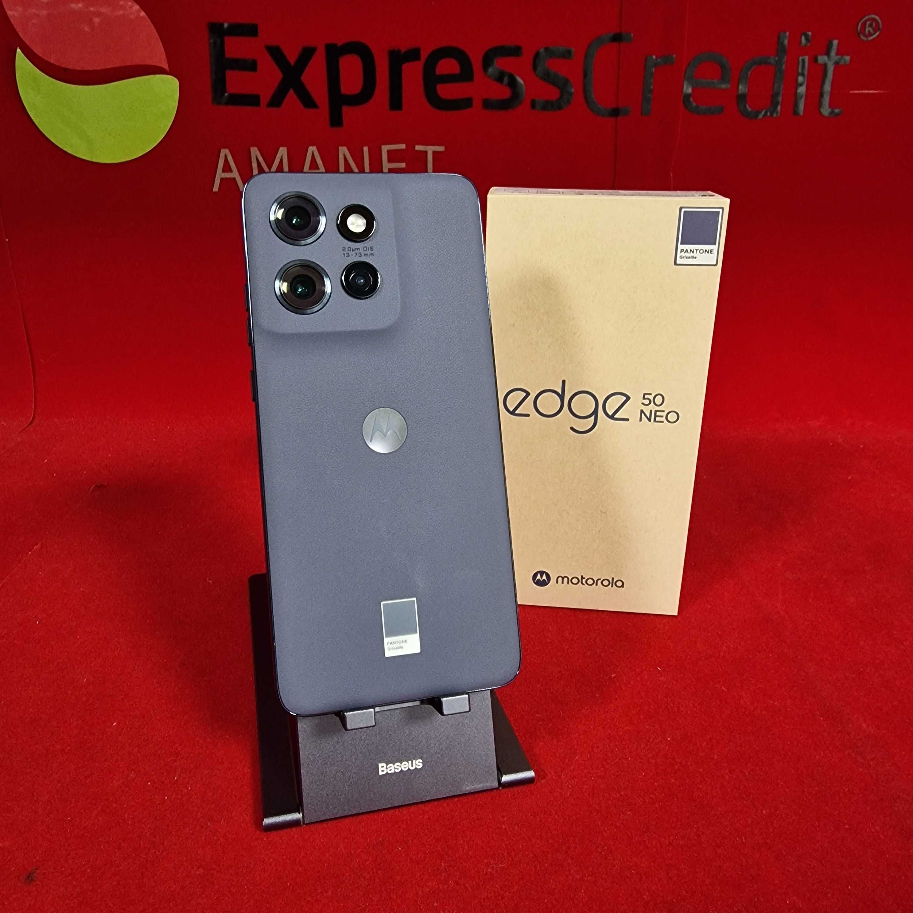 ( B30454.1 / Ag28 Doi Baieti ) Motorola Moto Edge 50 Neo