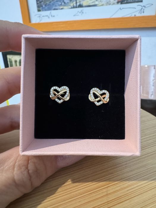 Обеци Pandora Безкрайна любов