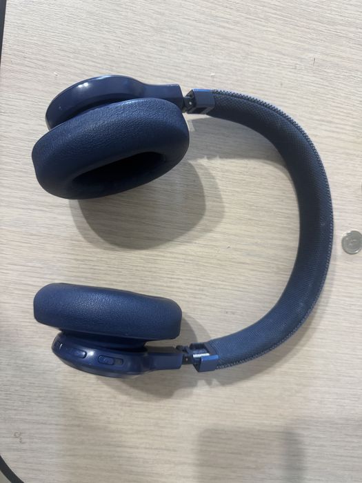 JBL LIVE660 NC в идеальном состоянии
