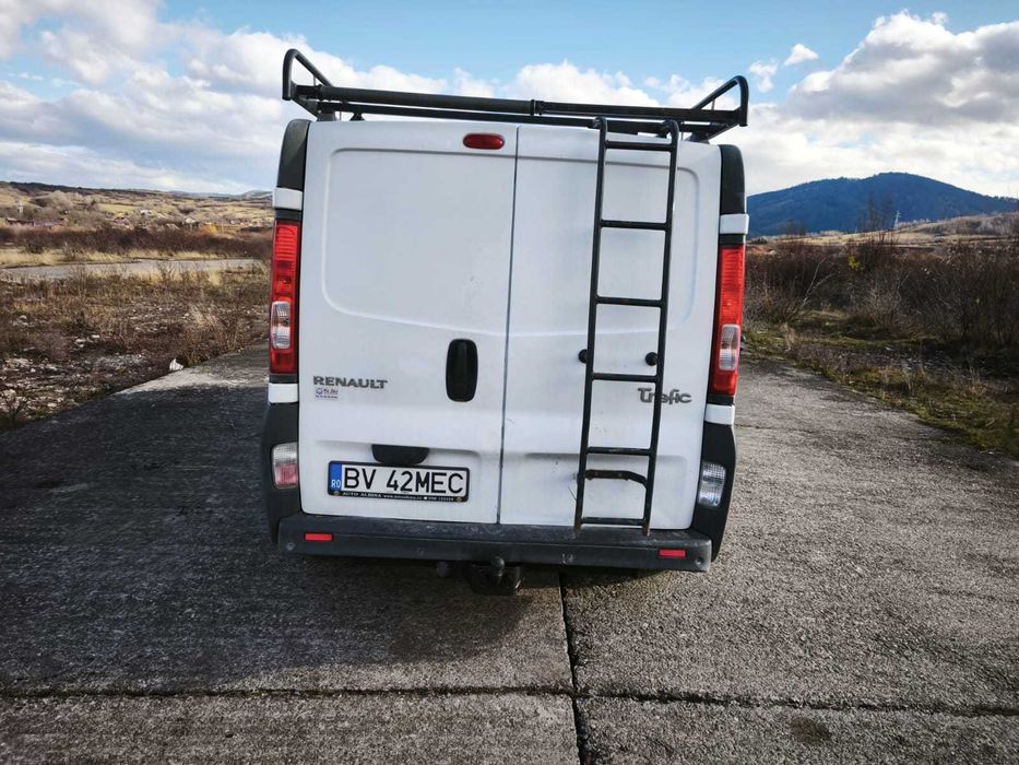 Renault Trafic 2.0 dCi  115 cp – 2012