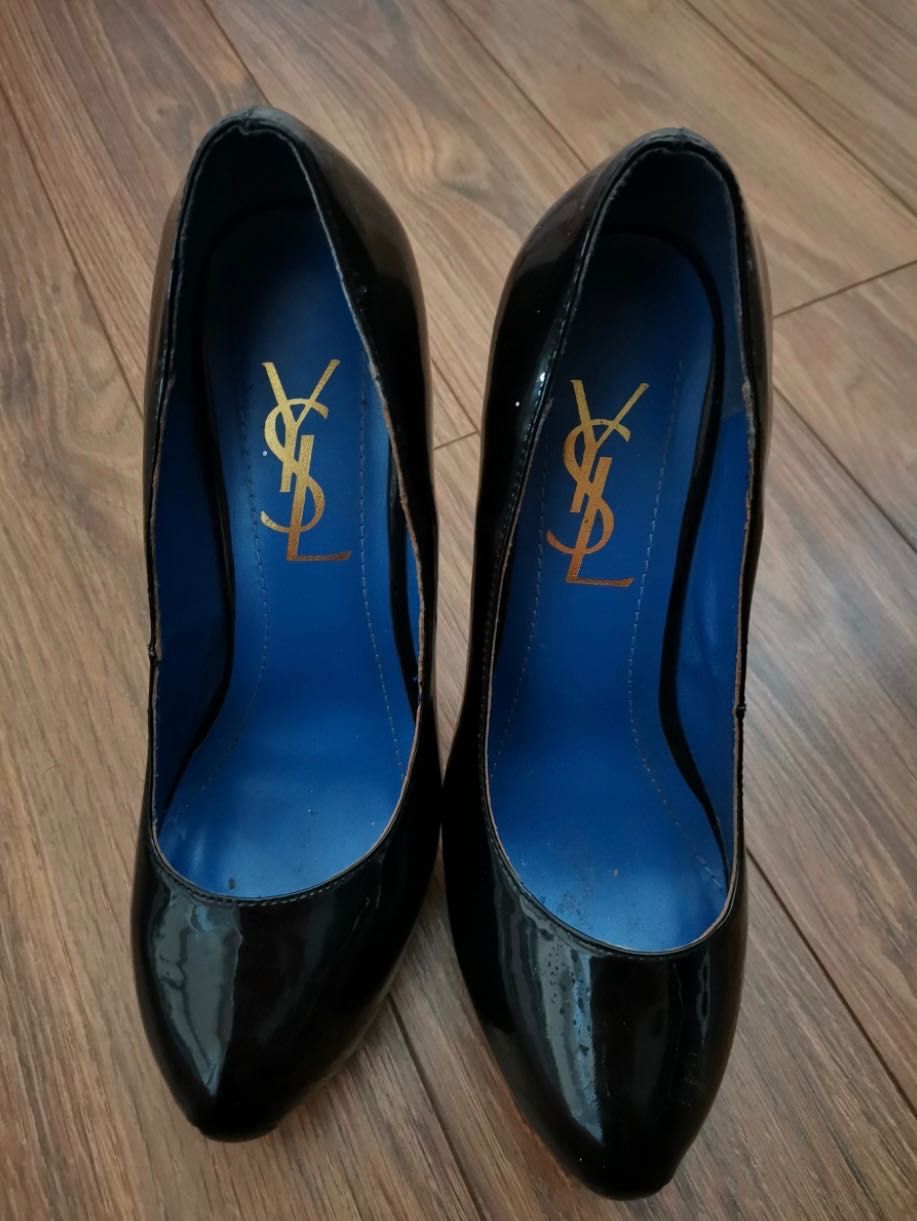 Pantofi Yves Saint Laurent