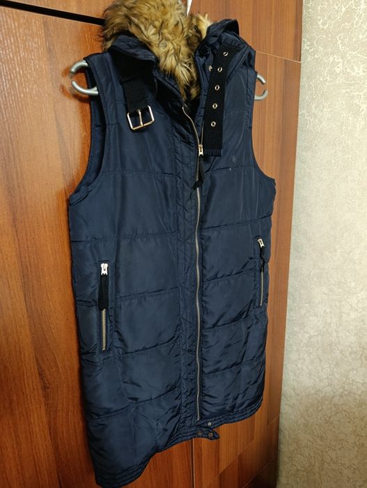 Жилетка женская в хорошем состоянии