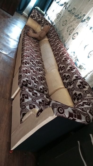 Продается диван Б/у