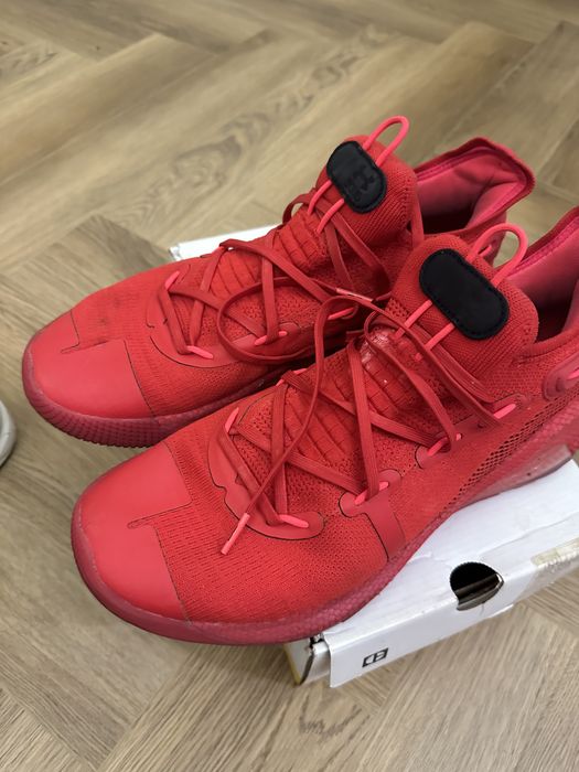 Кроссовки баскетбольные Under Armour 44 размер