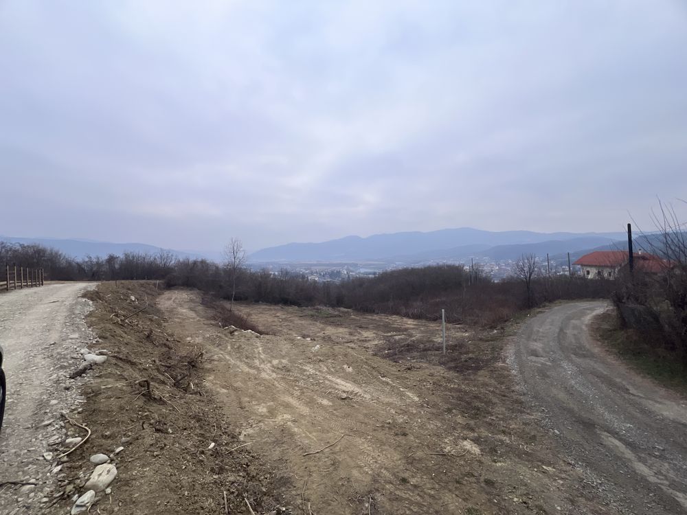 Teren intravilan Calimanesti