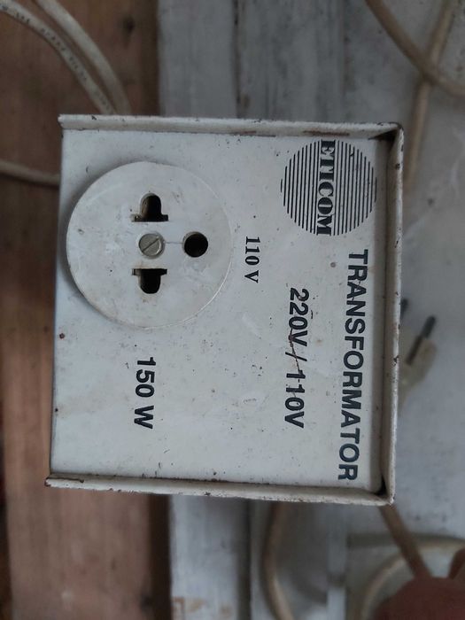 Transformator ETICOM specificatii 220V /110V /150W