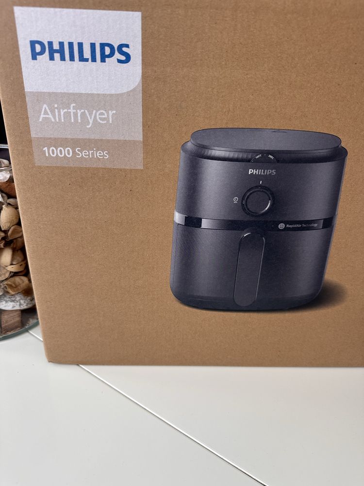 Philips Airfryer 1000 Series + подарък хартиени подложки 100 бр.