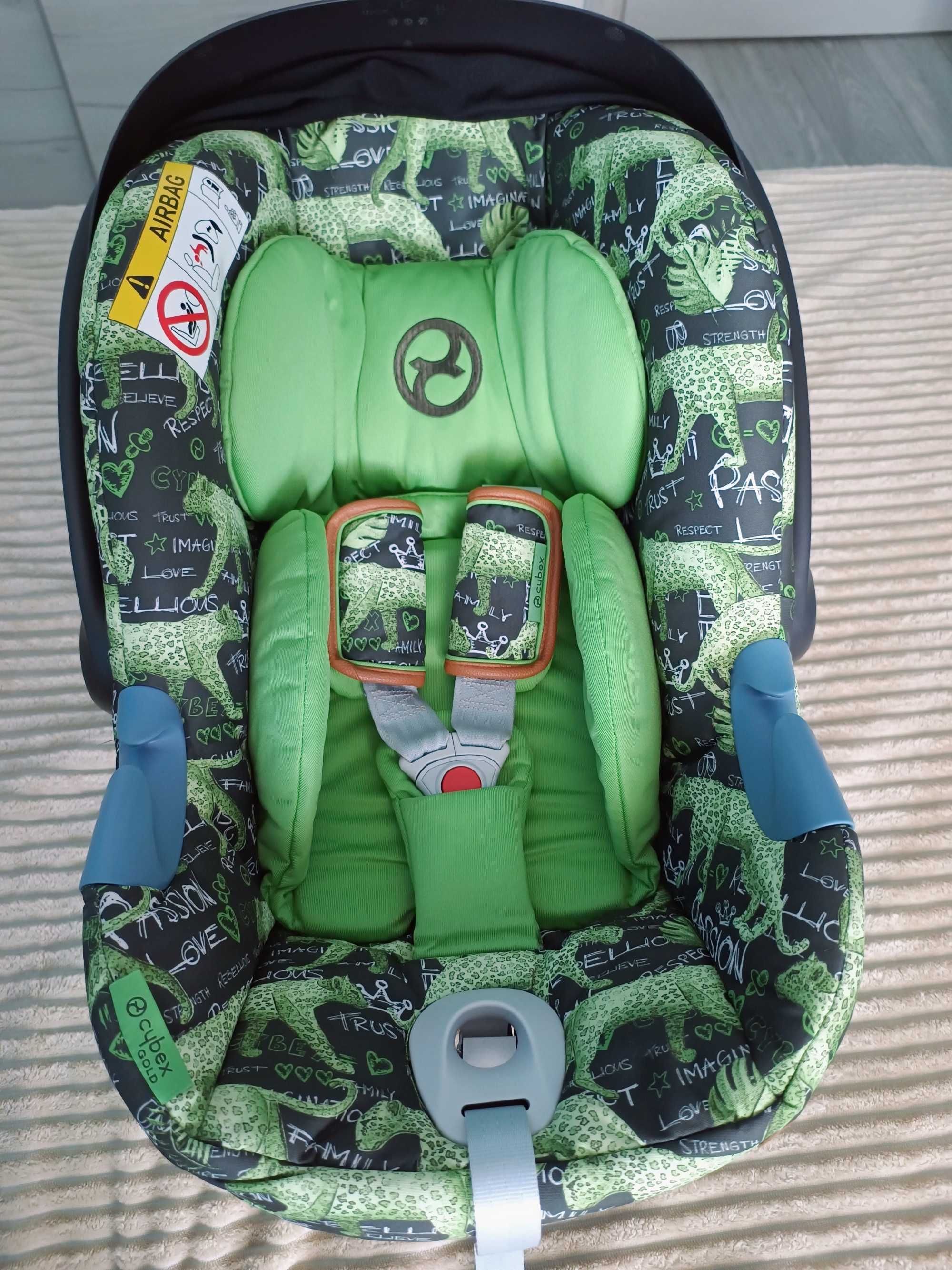Cybex Aton M i-size