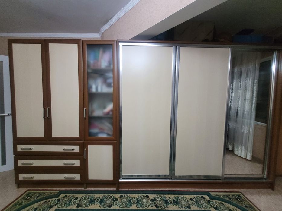 Шкафы под одежду