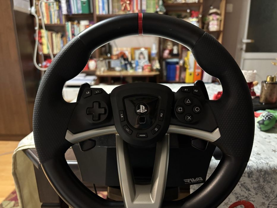 Комплект RACING WHEEL HORI APEX в гаранция.