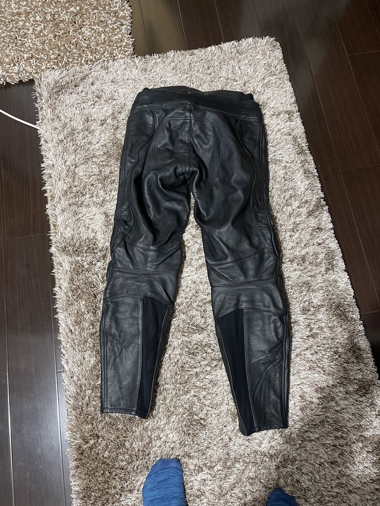 Pantaloni moto aproape noi mărime 46