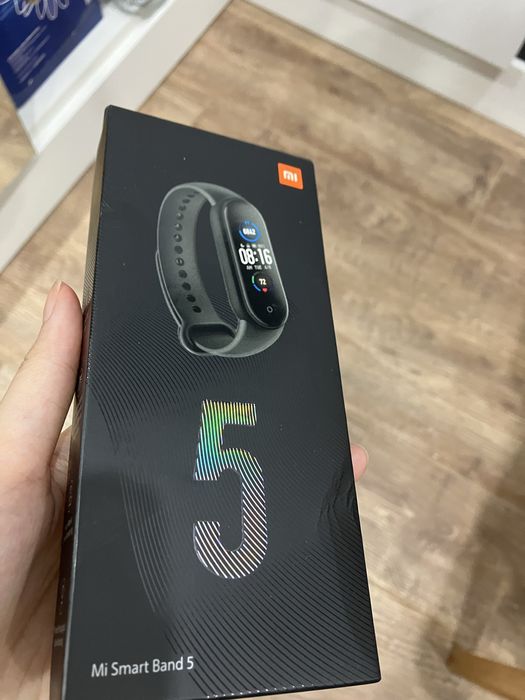 Mi Smart Band 5 новые смарт часы