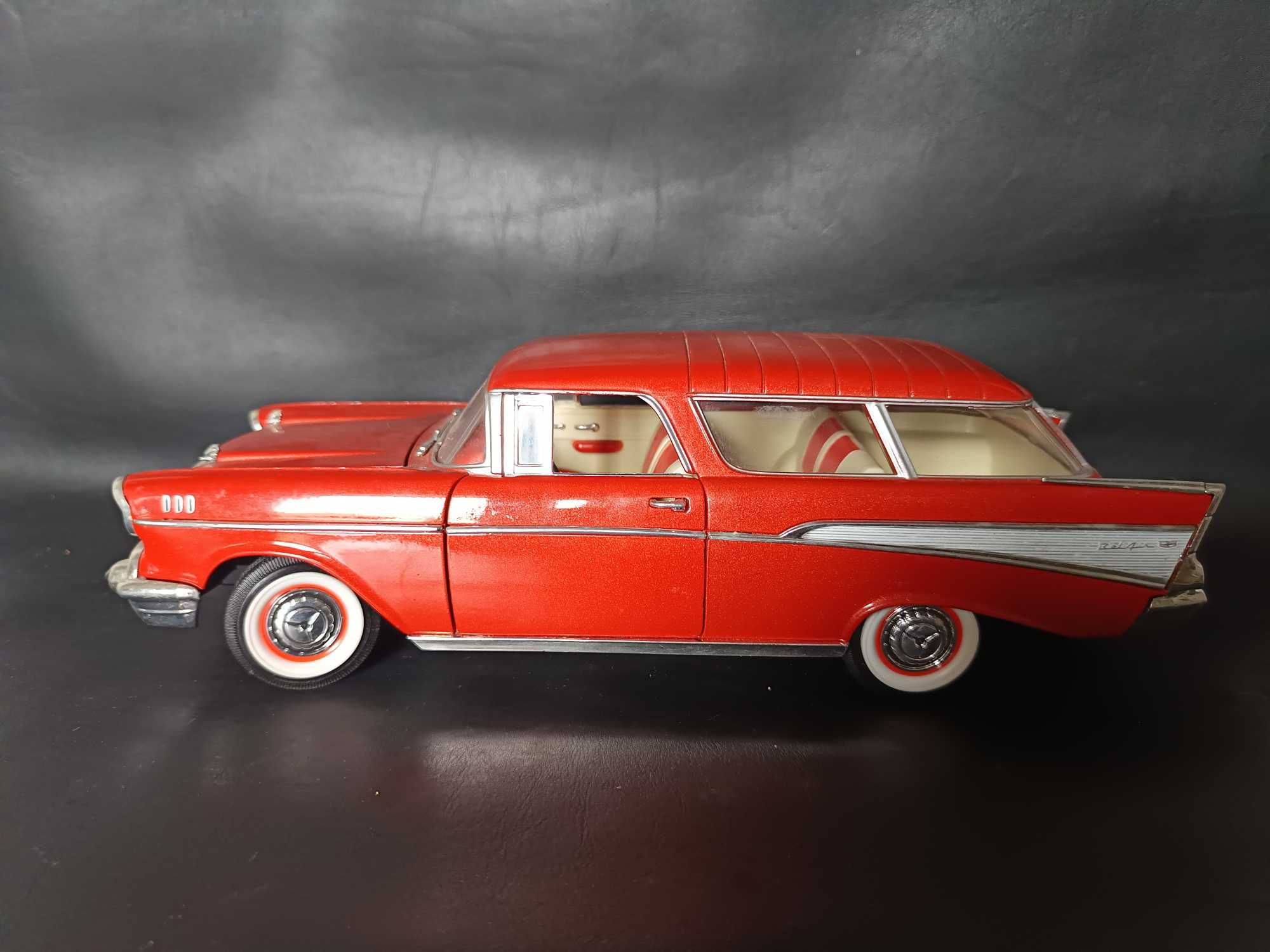 Kолекционерски модел 1:18 – Chevrolet Bel Air Nomad
