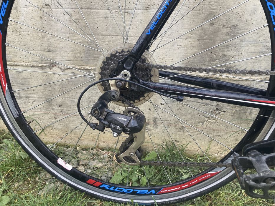 Vand bicicleta semicursiera roti de 28 Velocity