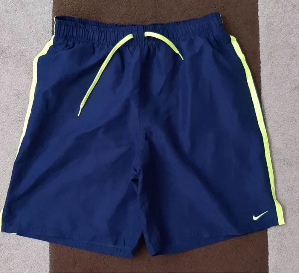 Nike Тениски, къси панталони, потници