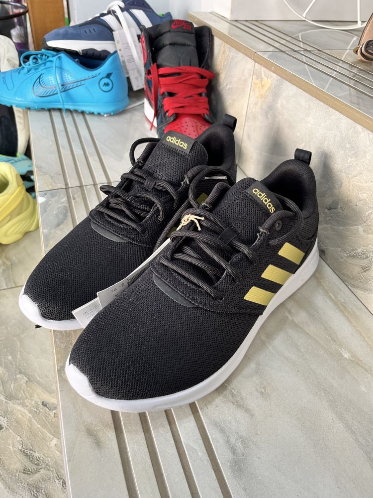 Adidas QT RACER 2.0