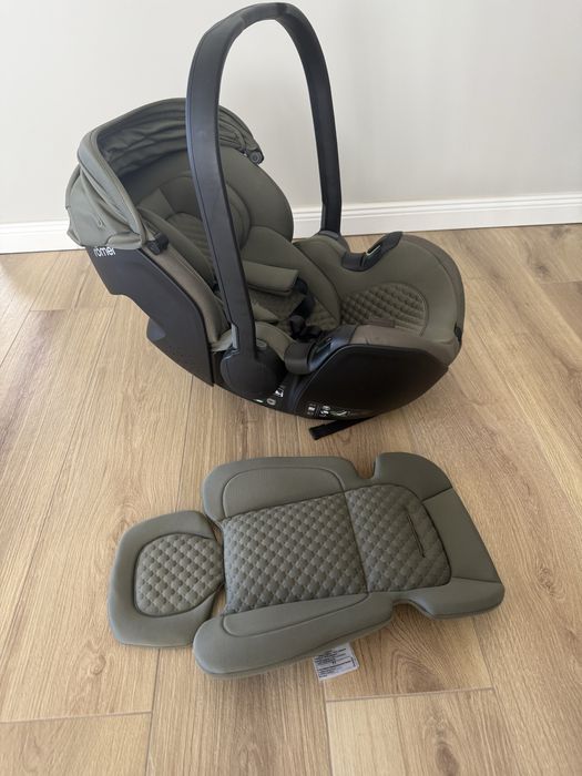 Scaun auto tip scoica pt. copii Britax Römer, Reclinabil, 0-15 luni