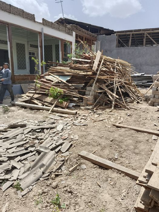 Снос старий здание