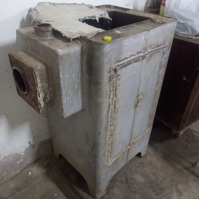 Продам чугунная агв печь для отопление дома