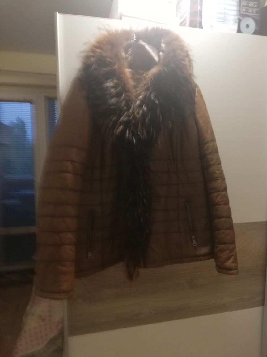 Дамско кожено яке