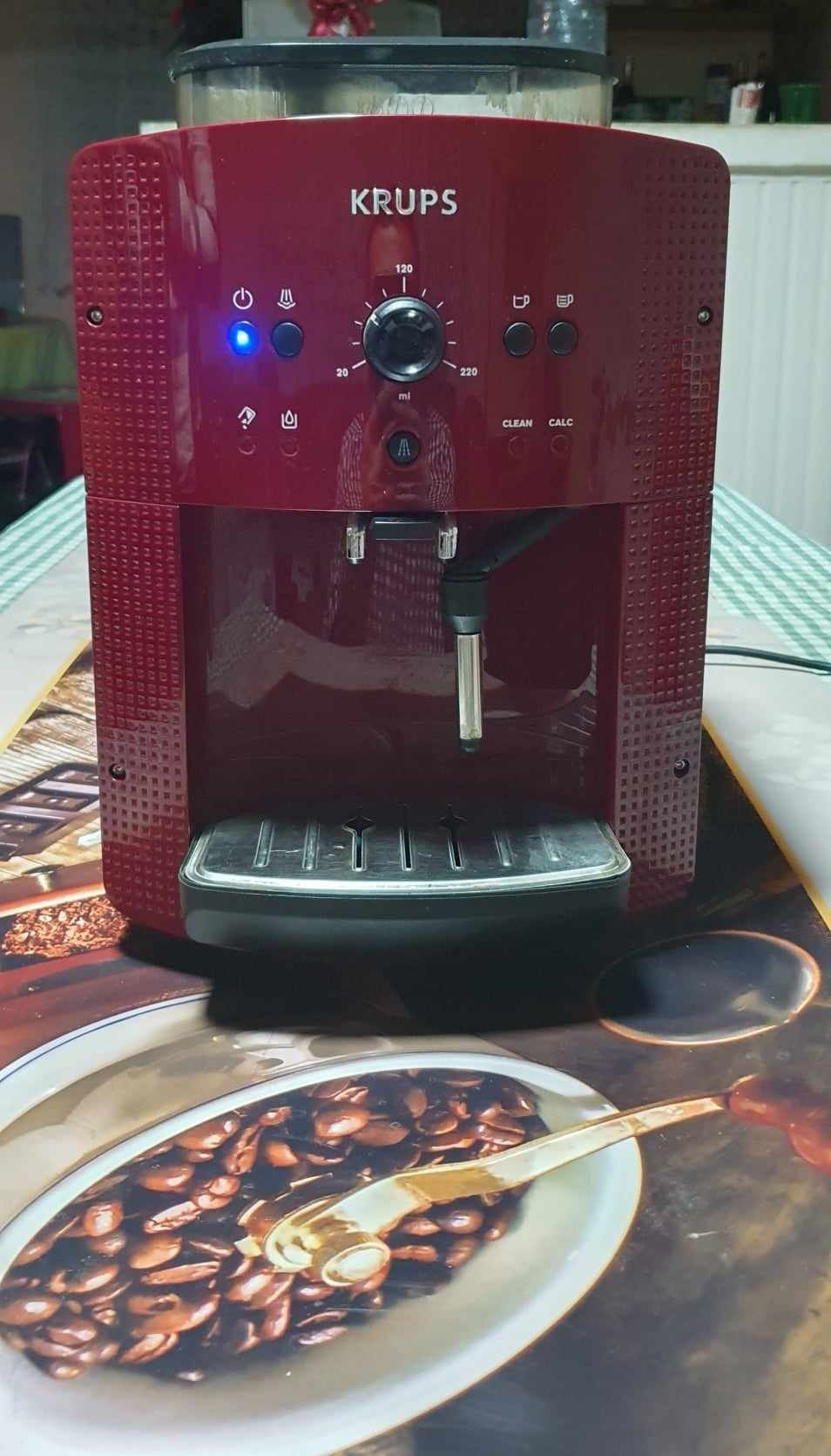 Vând espressor KRUPS în GARANTIE