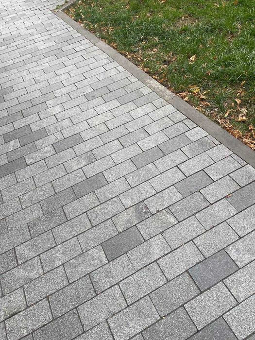 Granit bruschatka. Гранит брусчатка