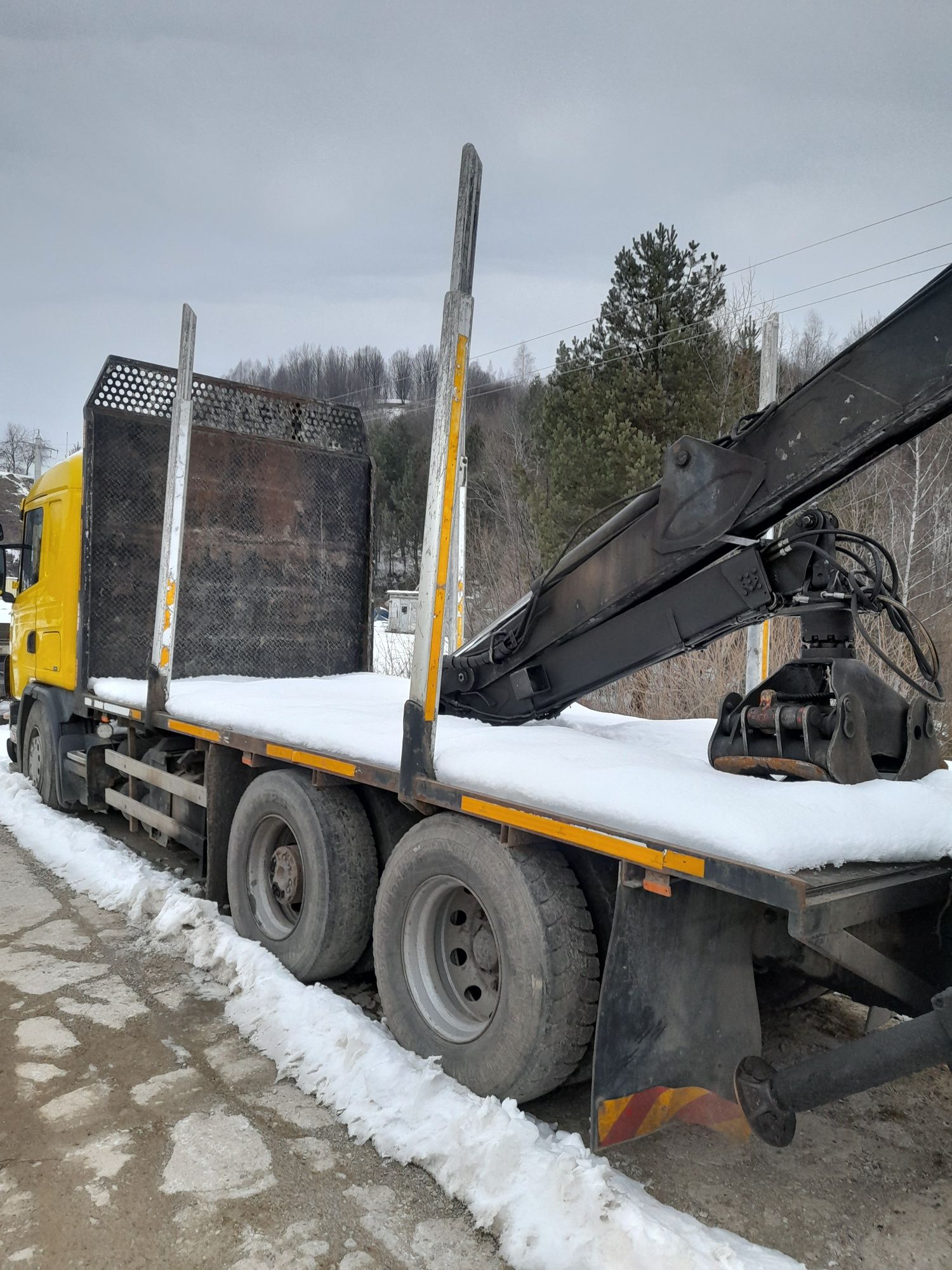 Camion forestier Scania 124 G 470