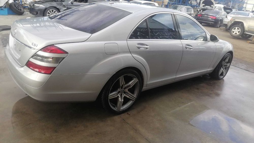Dezmembrez mercedes s class w221 s320 3.0 v6/bara fata w221/far w221
