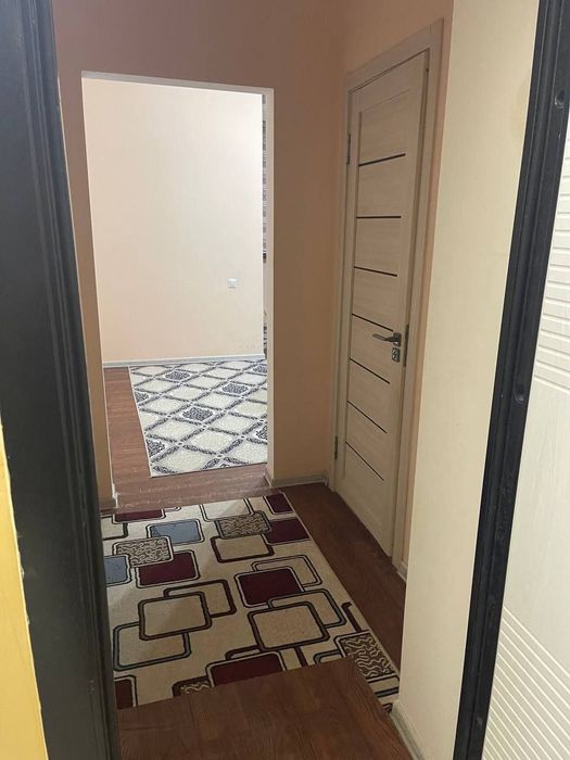 Гораделда янги домда 2хонали кв срочна ижарага берилади