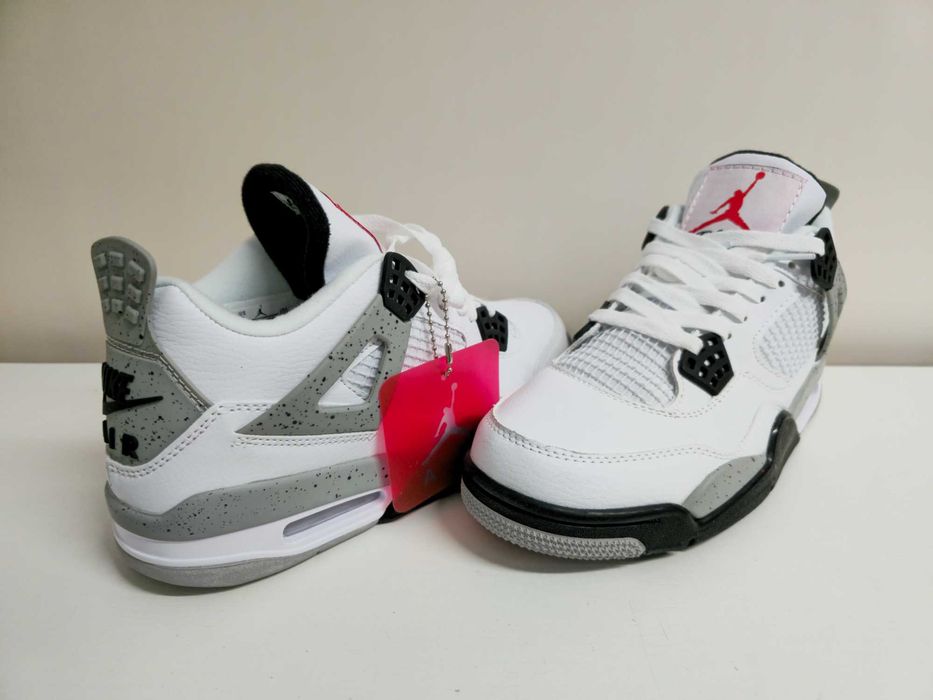 Jordan 4 White Cement Marimea 41 , 42 , 43