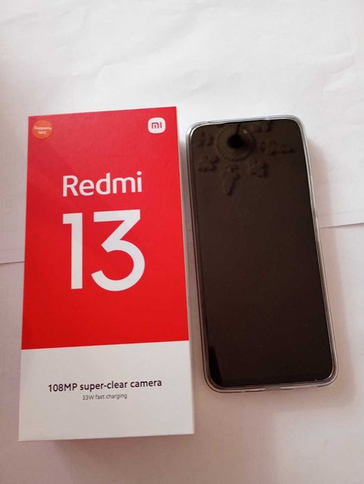 Чисто нов смартфон Xiaomi Redmi 13, 8GB RAM, 256GB
