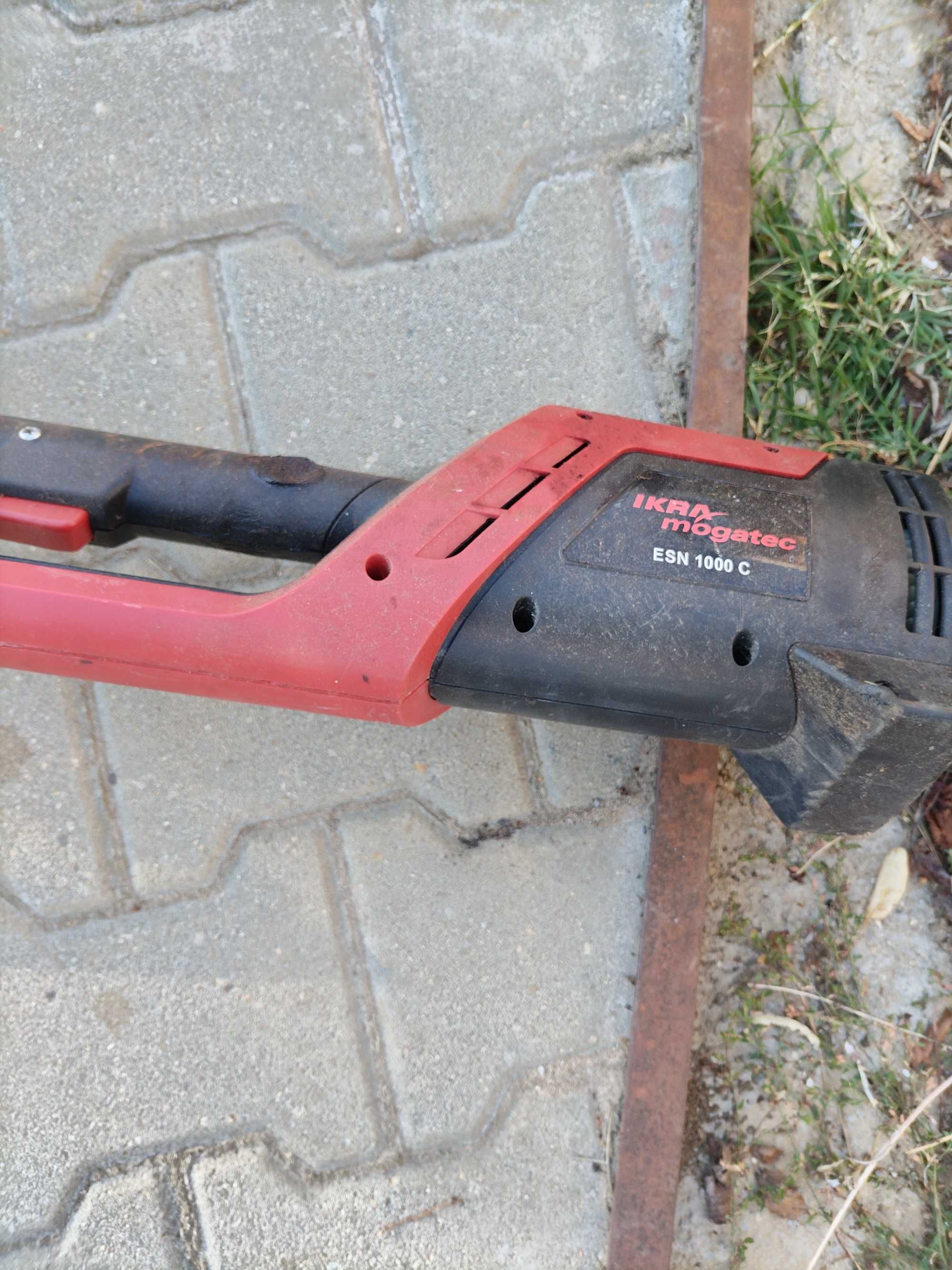 Продавам храсторез