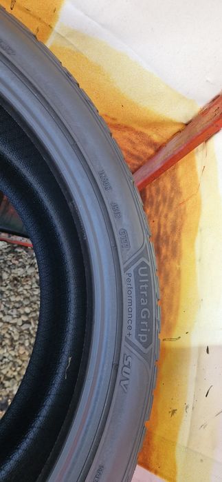 2 Anvelope Good Year 255 40 R21 M+S. Dot 2022