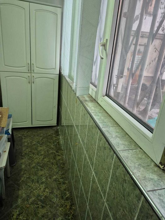 Vând Apartament 3 camere, Zona Teilor, Pitești