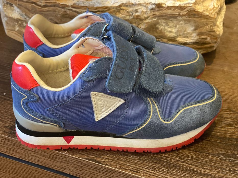 Детски пролетно-есенни обувки Guess