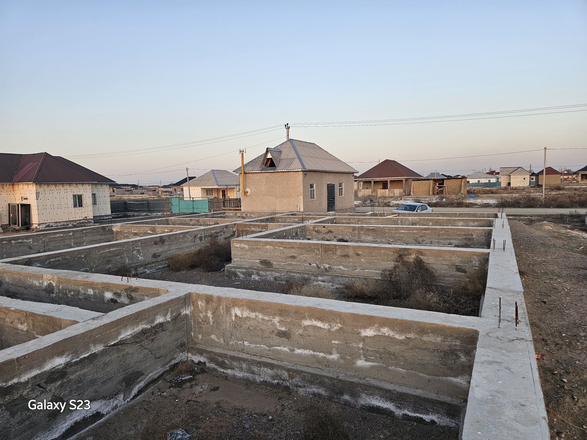 Гигант Алмабақта З. Басанова көшесінде орналасқан времянка сатылады.
