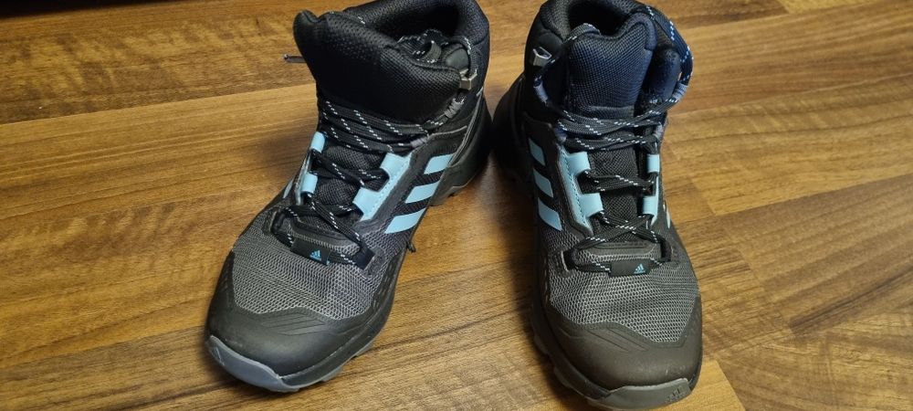 Adidas Terrex Goretex 36