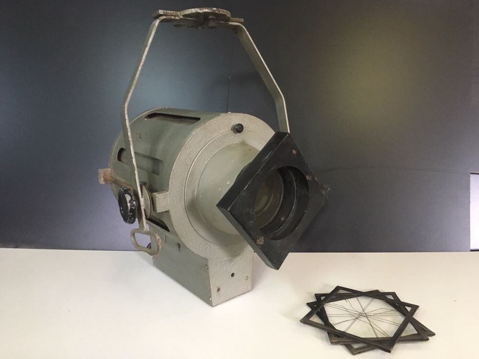 Reflector teatru anii 70