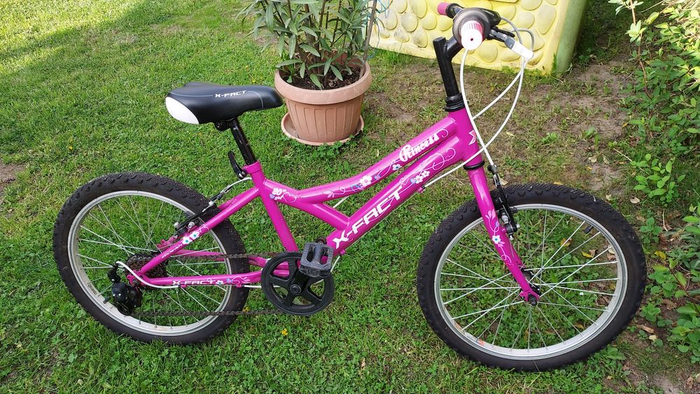 Bicicleta pt fete