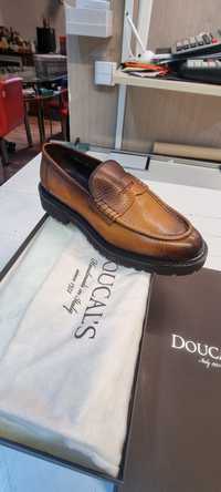 Loafers Doucal's 42